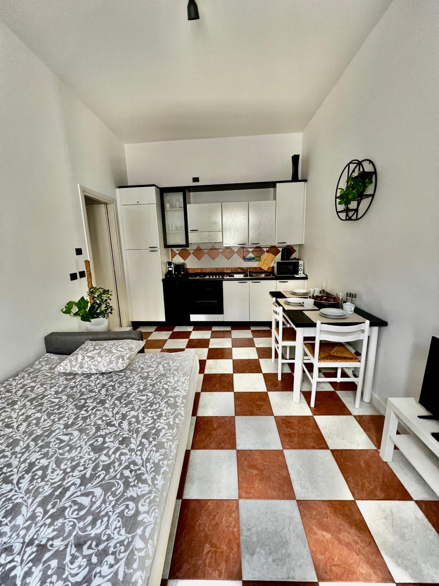 Apartment Museum *
